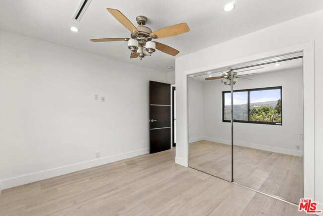 Building Photo - 4423 Bergamo Dr