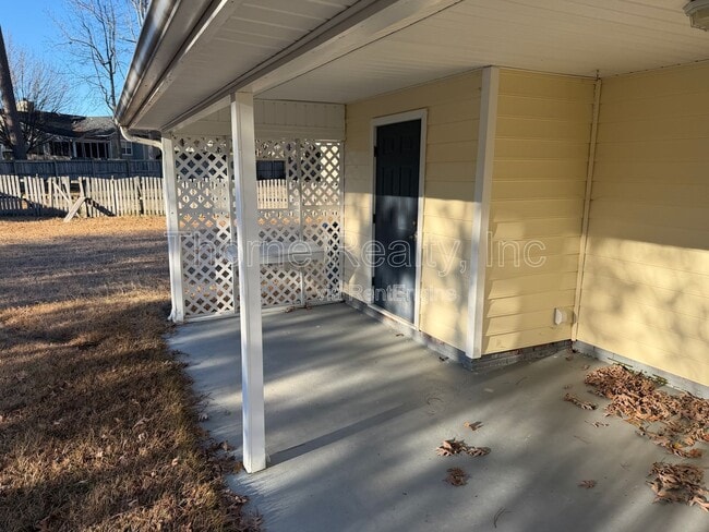 Building Photo - 133 Juniper Ct