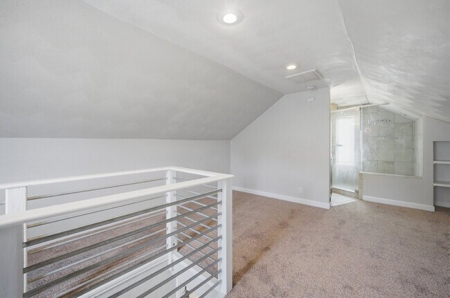 Building Photo - GORGEOUS 4 BED, 2.5 BATH HOME FOR RENT IN NORFOLK!