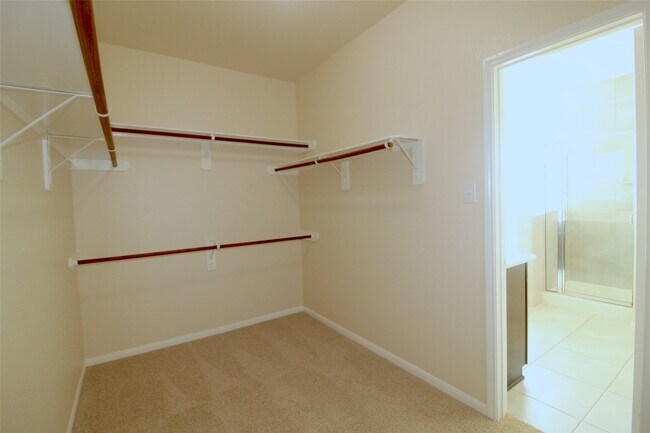 Building Photo - 24306 Piazza Dr