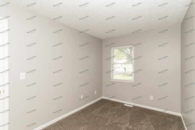 Building Photo - 816 Suncreek Ct