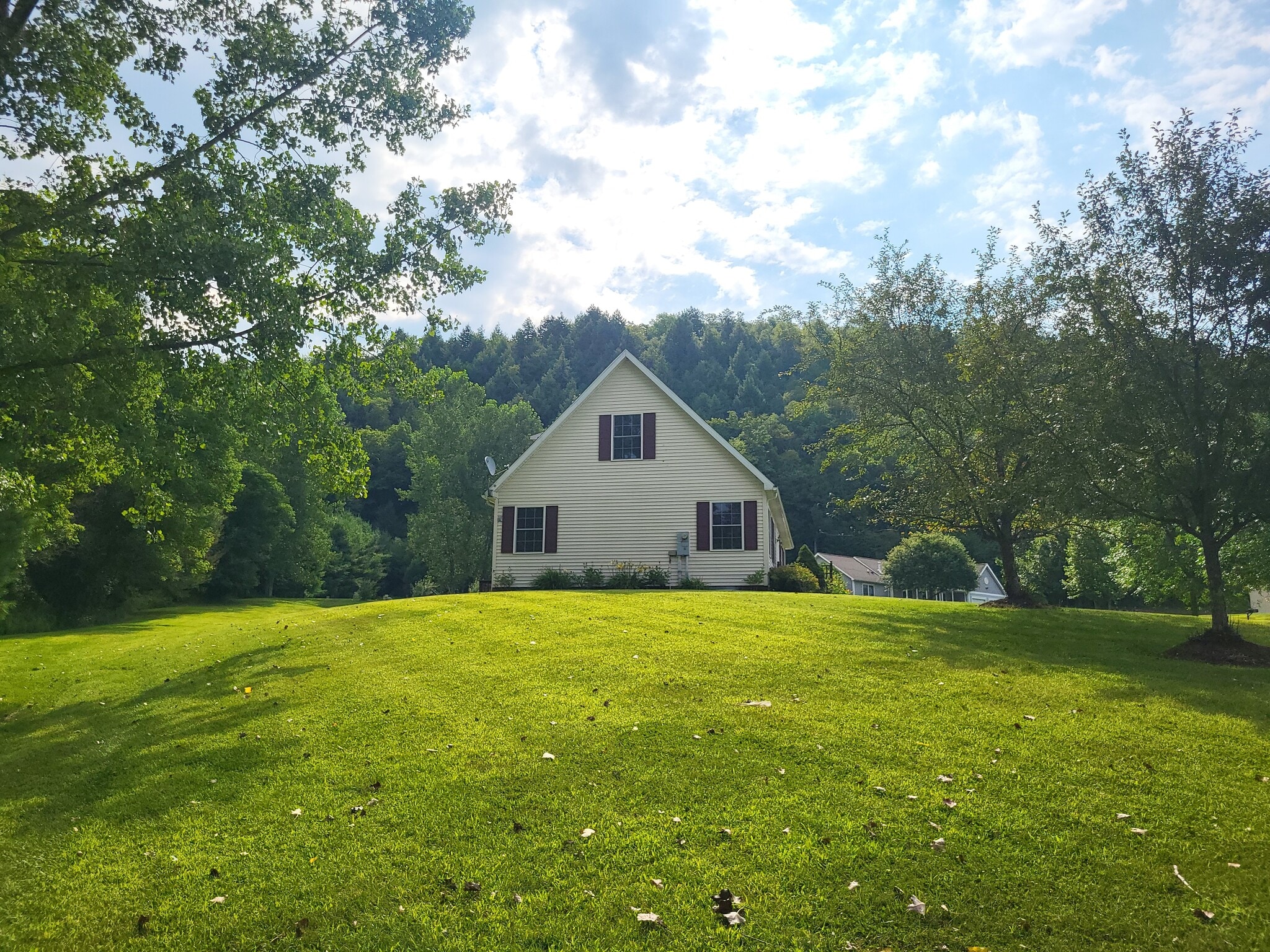 Building Photo - 451 Partridge Farm Rd