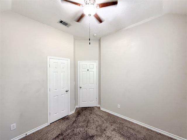 Building Photo - 3104 Hoffman Dr
