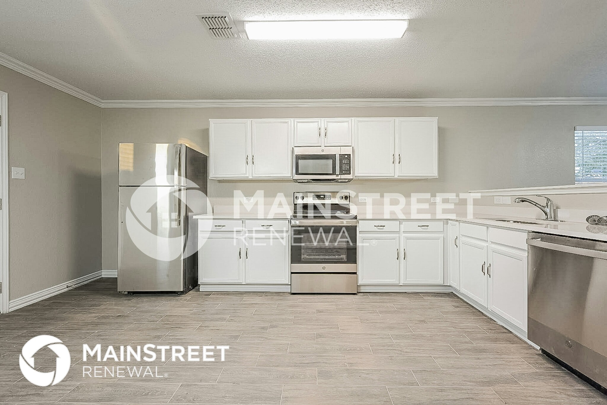 Building Photo - 704 Panola Dr