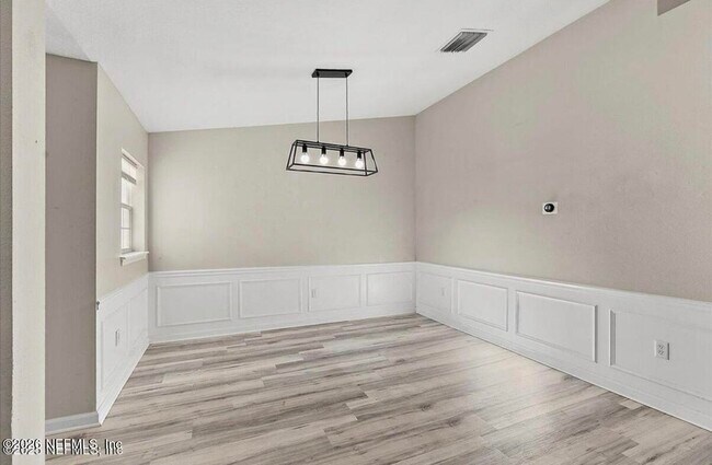 Building Photo - 6607 White Blossom Ct