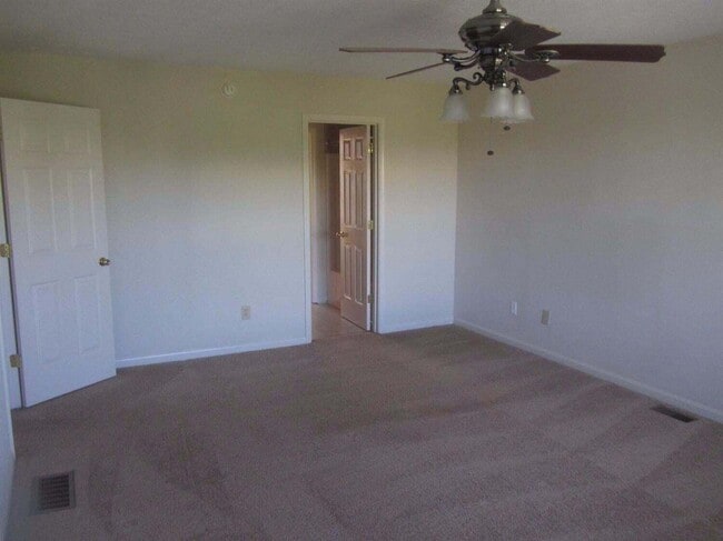Building Photo - 2144 Market Garden Ln