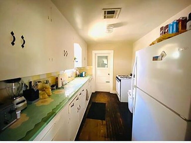 Building Photo - **Charming 2 Bedroom Home in Tempe