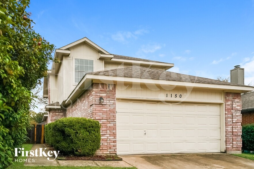 Building Photo - 1150 Lombard Ln