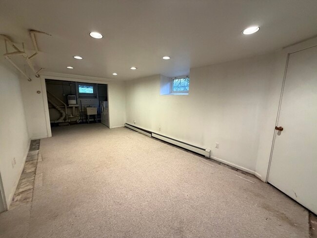 Building Photo - 15 Glenburn Rd