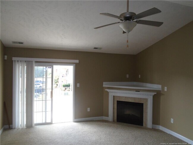 Building Photo - 1770 Renwick Dr
