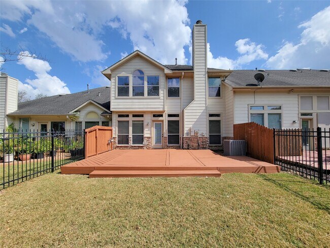 Building Photo - 2015 Grand Terrace