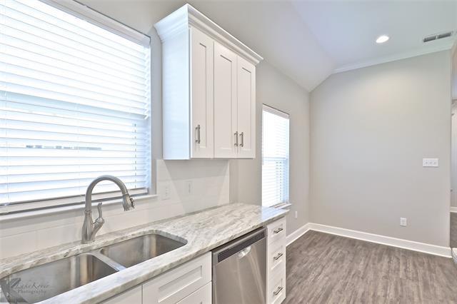 Building Photo - 302 Martis Way