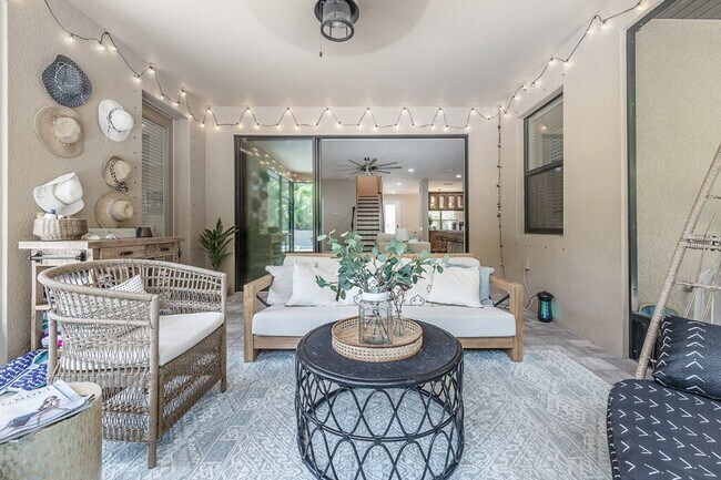 Building Photo - 10238 Blossom Trail