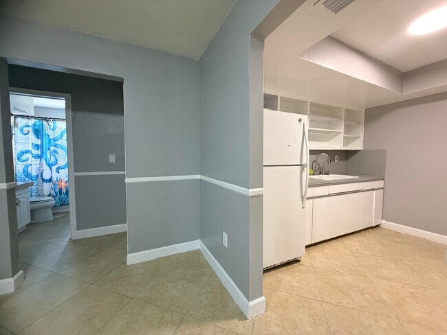 Building Photo - 8381 NW 28th Pl