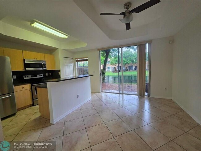 Building Photo - 4929 Windward Way