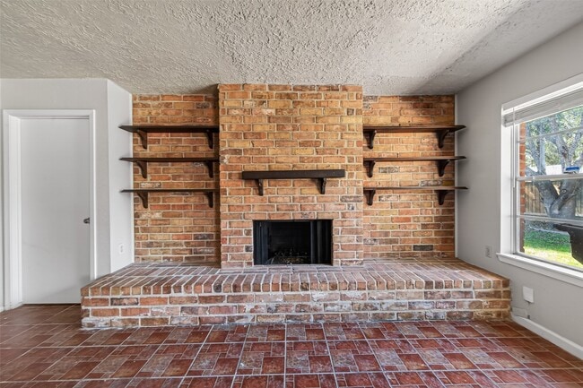 Building Photo - 23107 Bright Star Rd