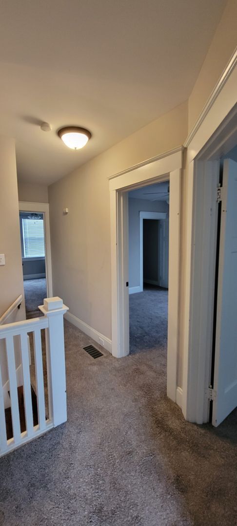 Building Photo - Oakley Home - 3 Bed, 1.5 Bath