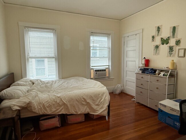 Building Photo - 5 Manton Terrace