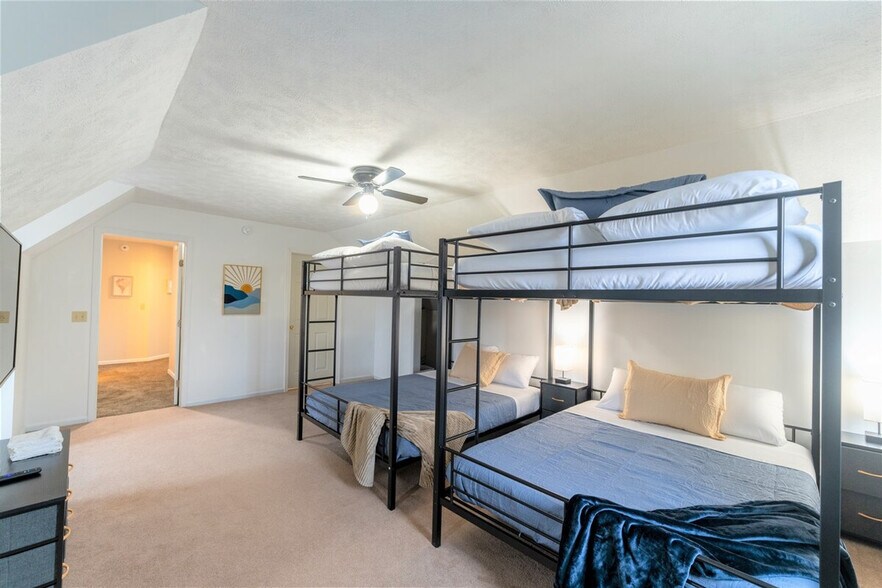 Building Photo - 3115 Wild Cherry Ridge W