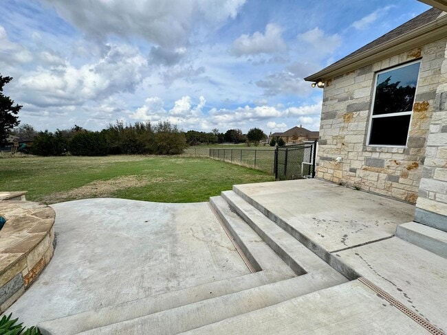 Building Photo - AVAILABLE NOW! One-of-a-Kind Luxury Estate | 5BD/3BA on 2 Acres in Liberty Hill!