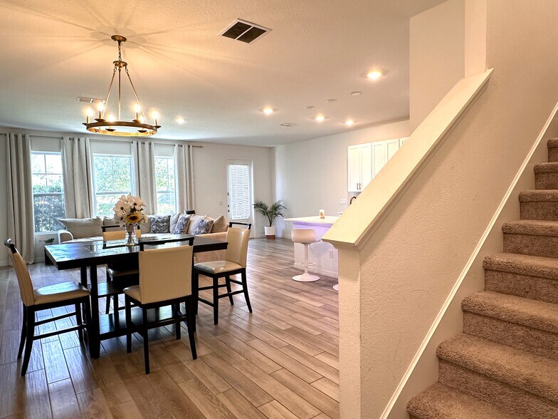 Building Photo - 821 Benoi Dr