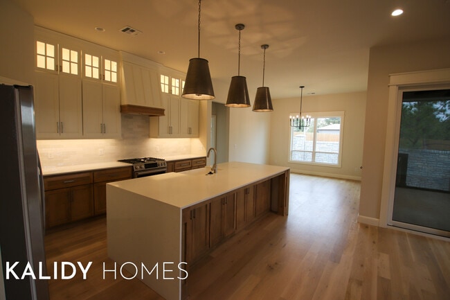 Building Photo - 1891 Lytal Ln