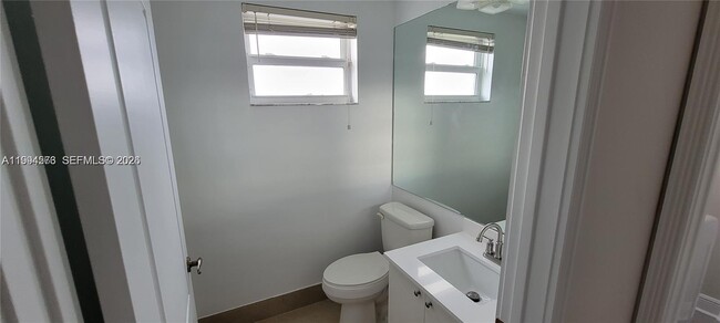 Building Photo - 10730 NW 66th St