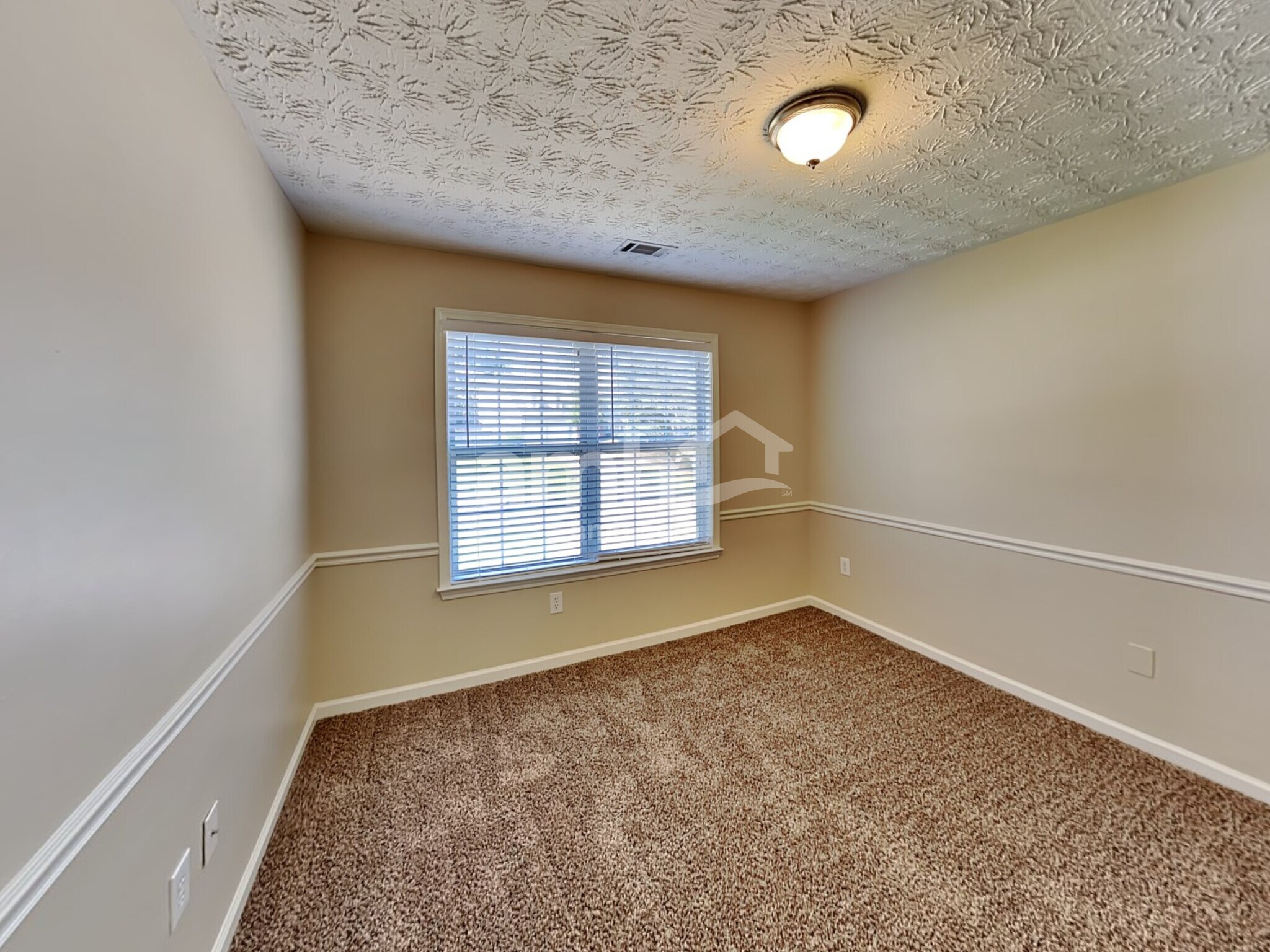 Building Photo - 5390 Spotted Fawn Ct