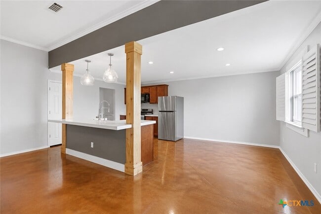 Building Photo - 907 Old Glory Ct
