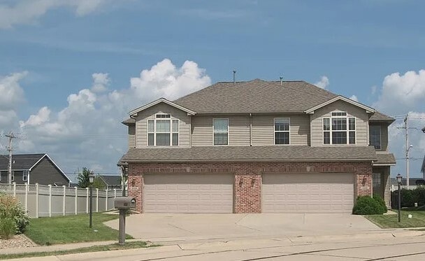 Building Photo - 3488 Horse Creek Dr