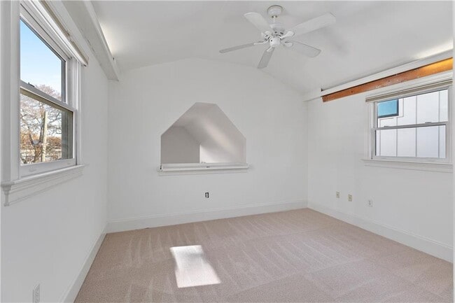 Building Photo - 224 Lampkin St NE