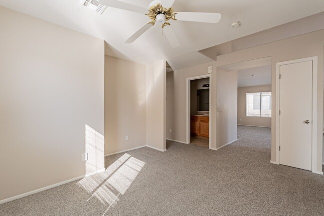 Building Photo - single level 3 bedroom home for rent