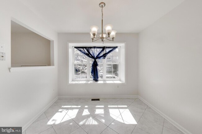 Building Photo - 3548 Softwood Terrace