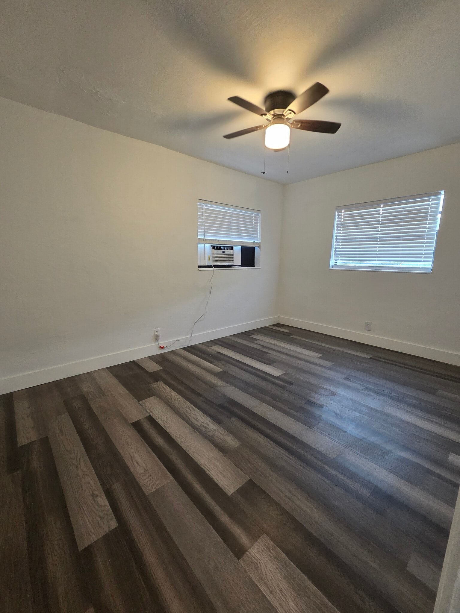 Building Photo - 1110 NW 6th Ave