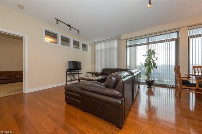 Building Photo - 16800 Van Aken Blvd