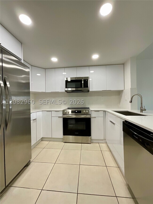 Building Photo - 11235 SW 88th St
