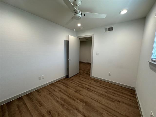 Building Photo - 4526 Munger Ave