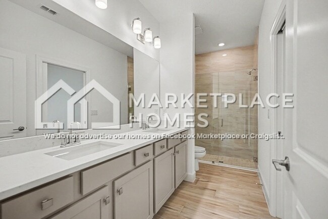 Building Photo - 3928 Fraccareta Wy