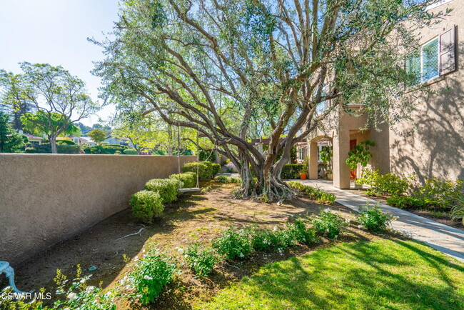 Building Photo - 3801 Mainsail Cir