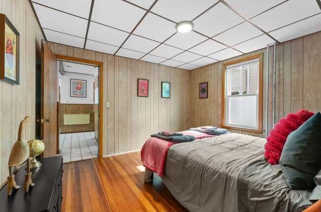 Building Photo - 29 Harbor St