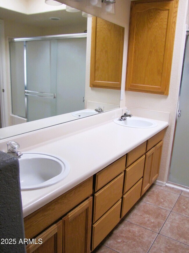 Building Photo - 4651 Desert Springs Trail