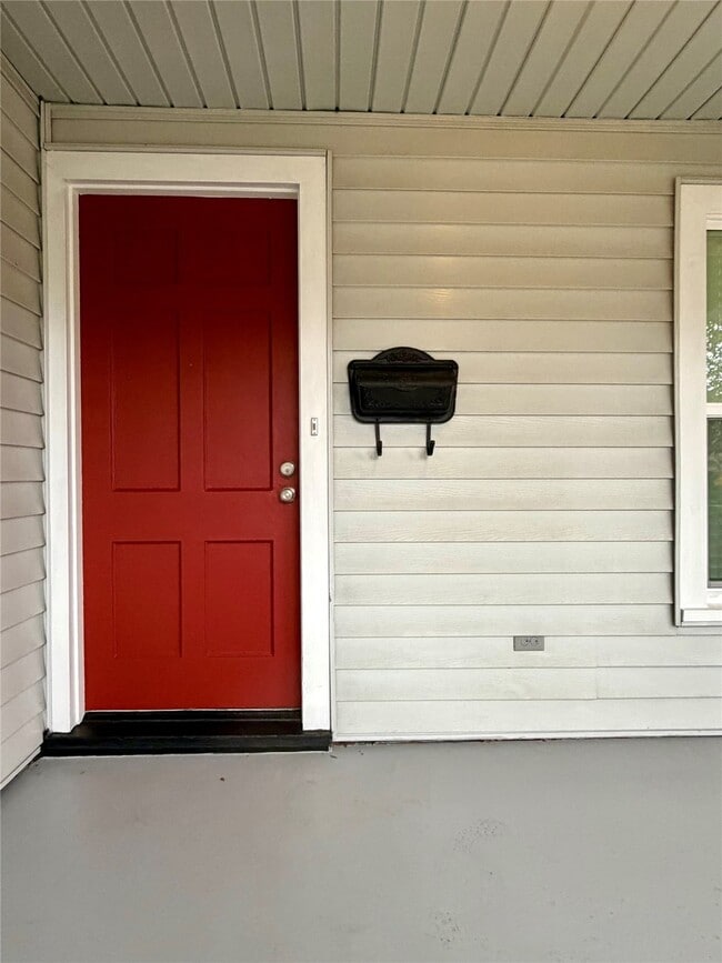 Building Photo - 6520 Weslayan St