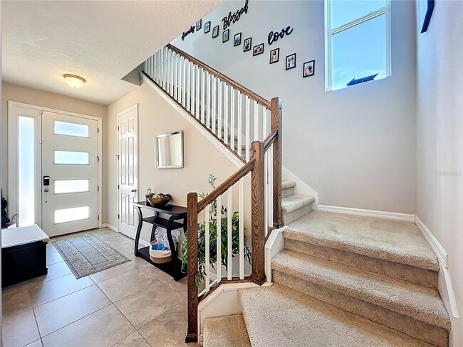 Building Photo - 2381 Rapollo Dr