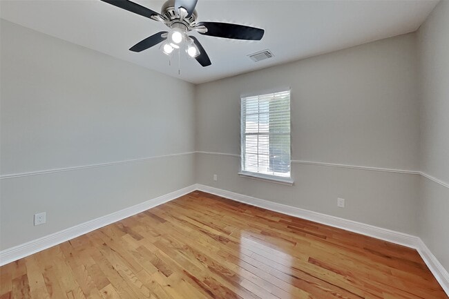 Building Photo - 29402 Legends Hill Dr