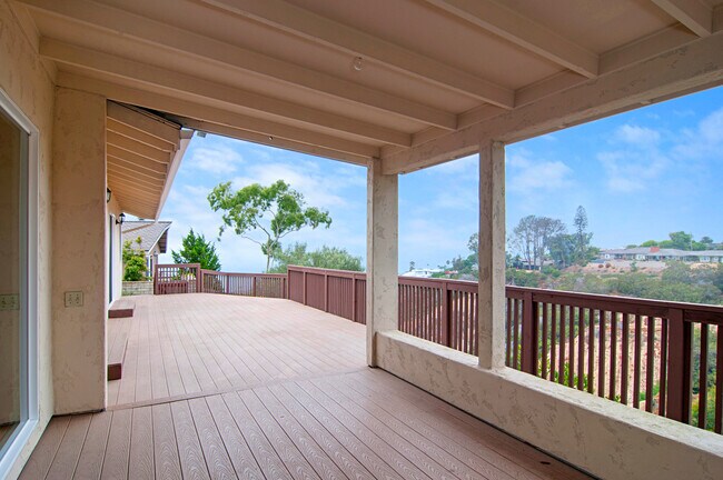 Building Photo - LIVE IN LA JOLLA!  LOVELY LA JOLLA HOME WI...