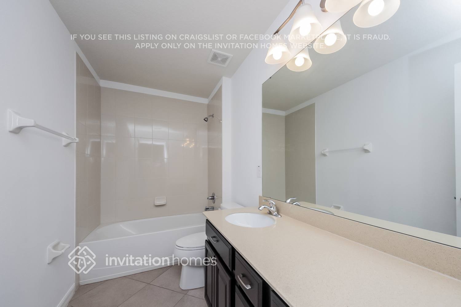 Building Photo - 3256 Olivera Way