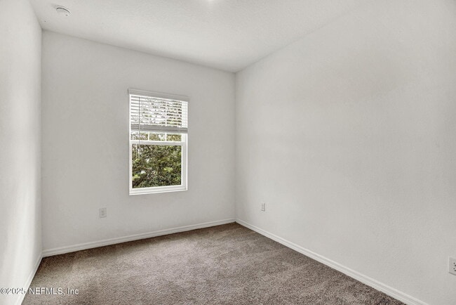 Building Photo - 296 Anthony Dr