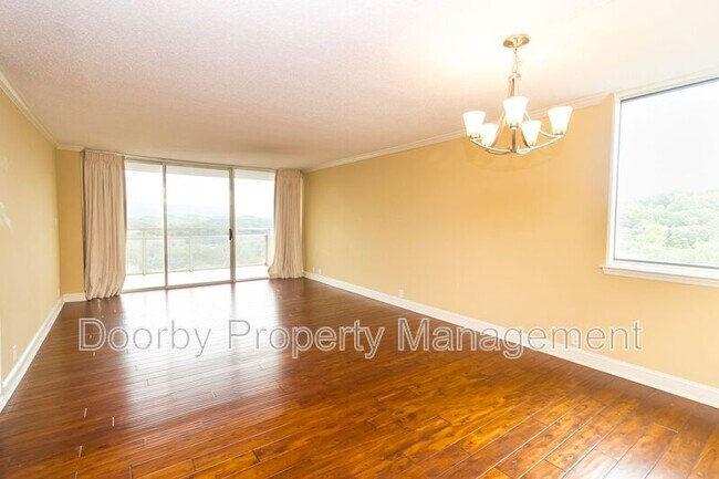 Building Photo - 1131 Stringers Ridge Rd