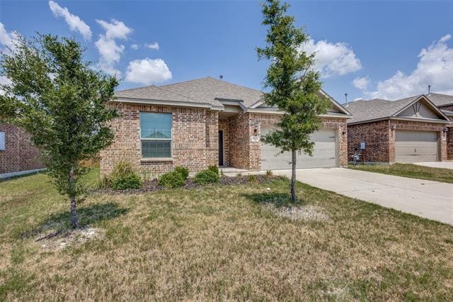 Building Photo - 304 Aceves Ct