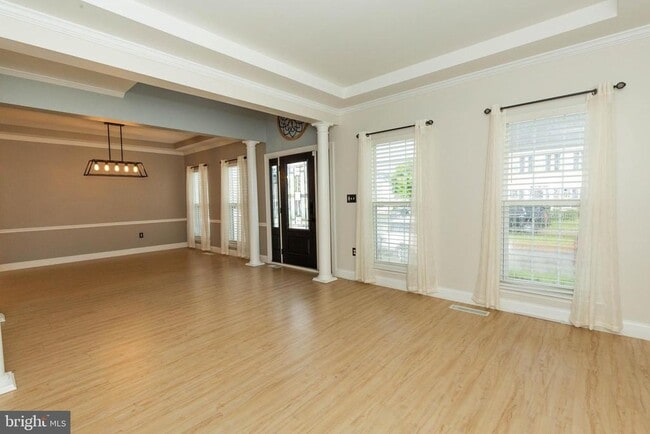 Building Photo - 249 Lord Fairfax St